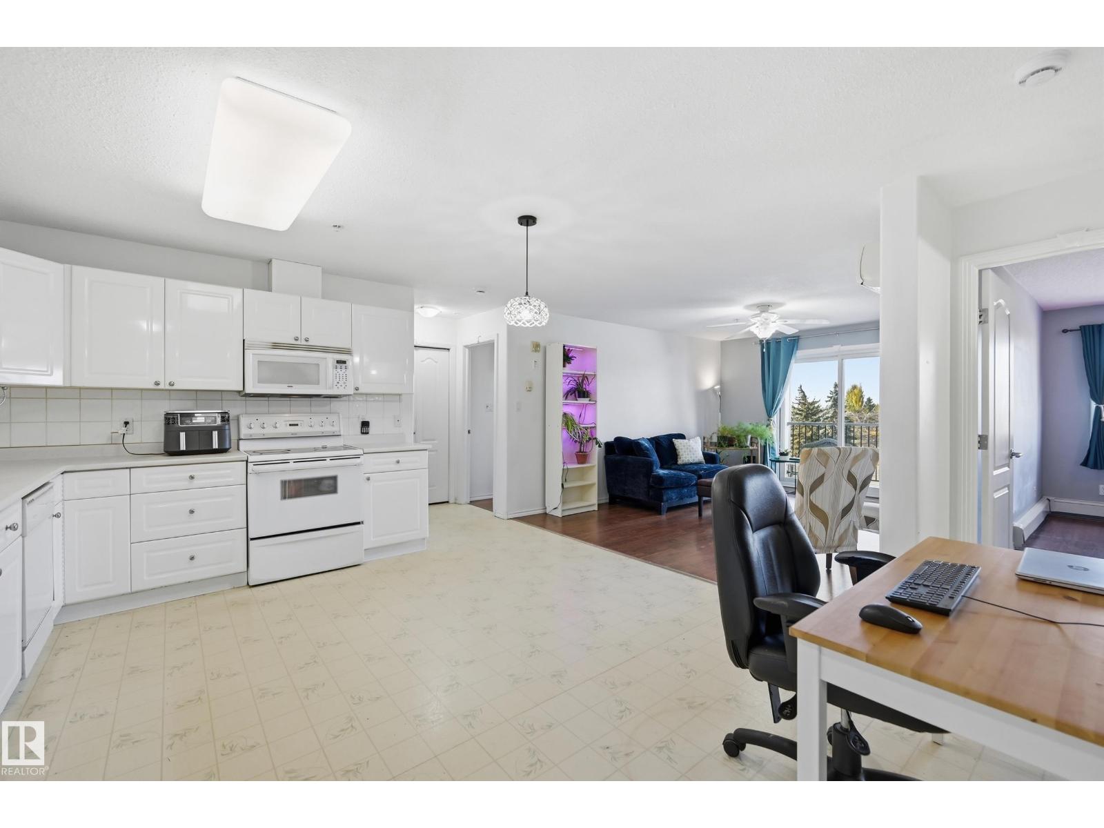 #302 592 Hooke Rd Nw Property Photo 5