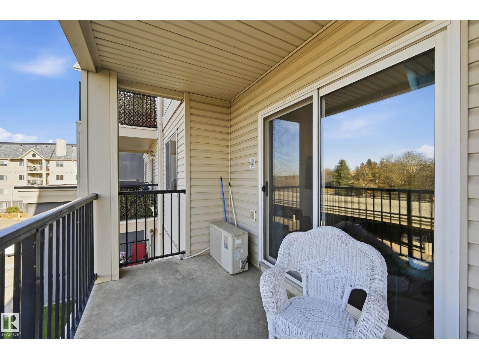 #302 592 Hooke Rd Nw Property Photo 27