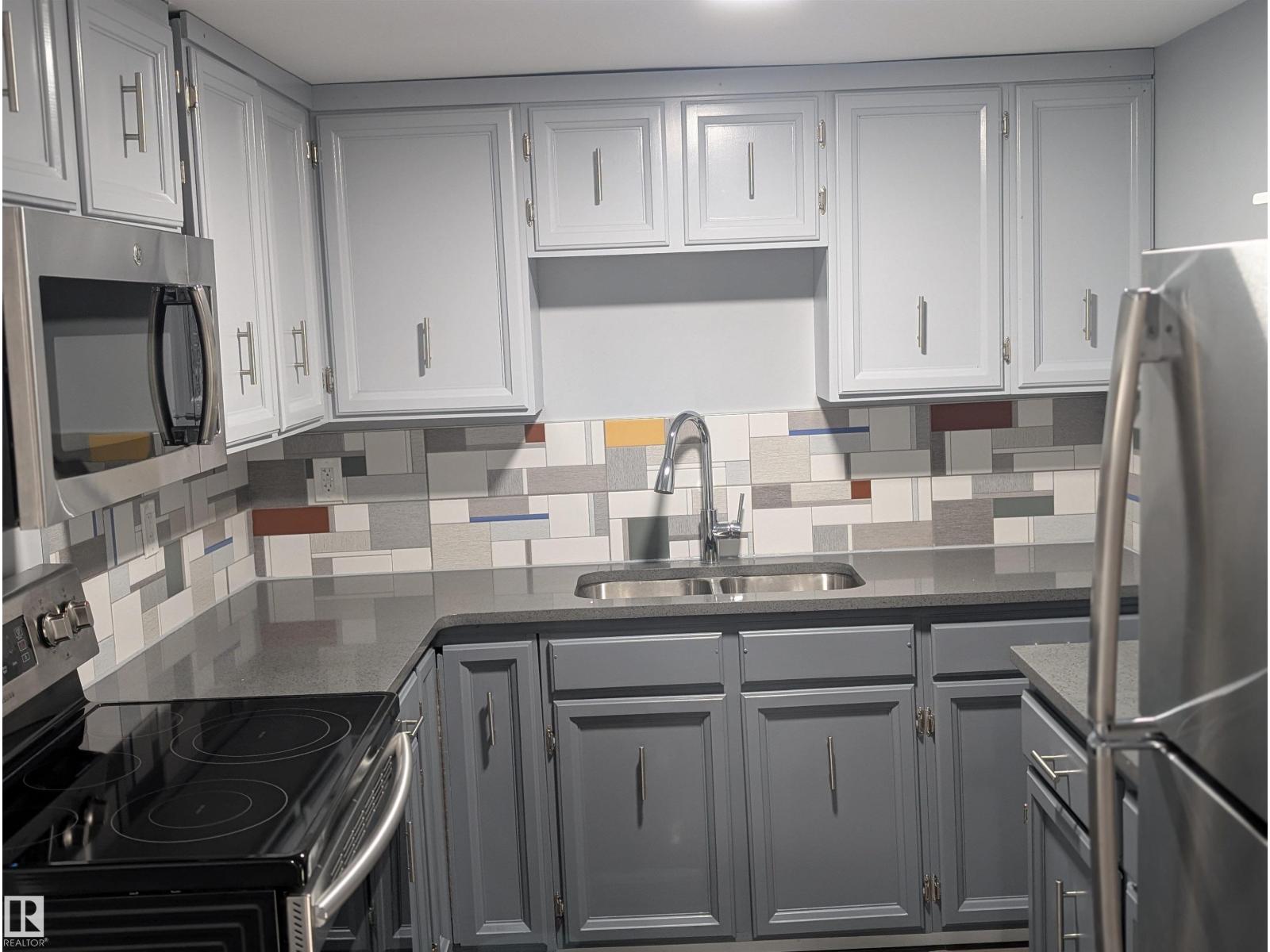 7332 149a Av Nw Property Photo 35