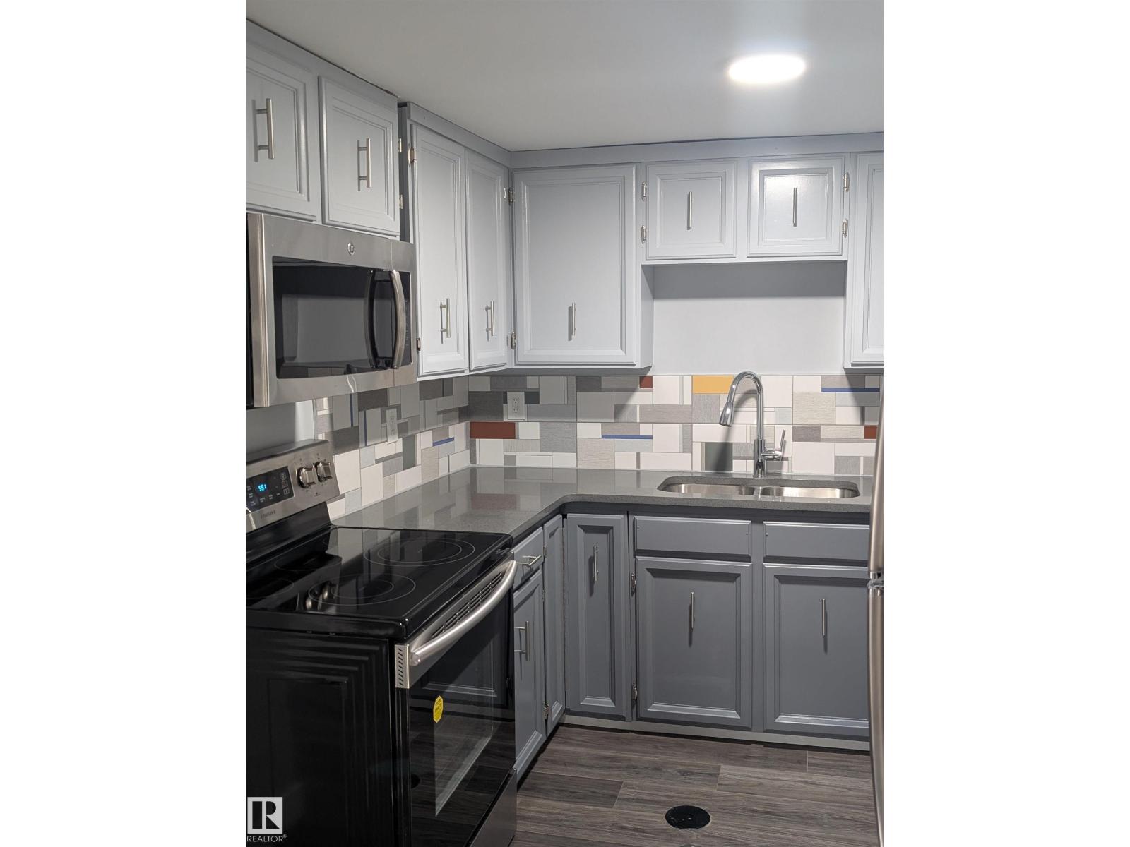7332 149a Av Nw Property Photo 36