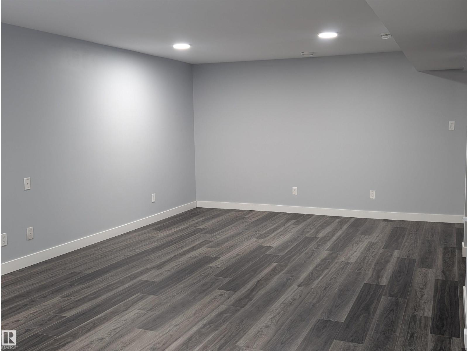 7332 149a Av Nw Property Photo 41