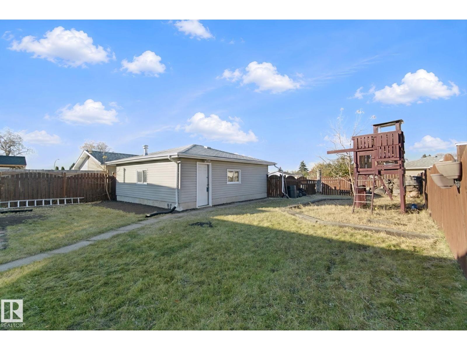 7332 149a Av Nw Property Photo 53