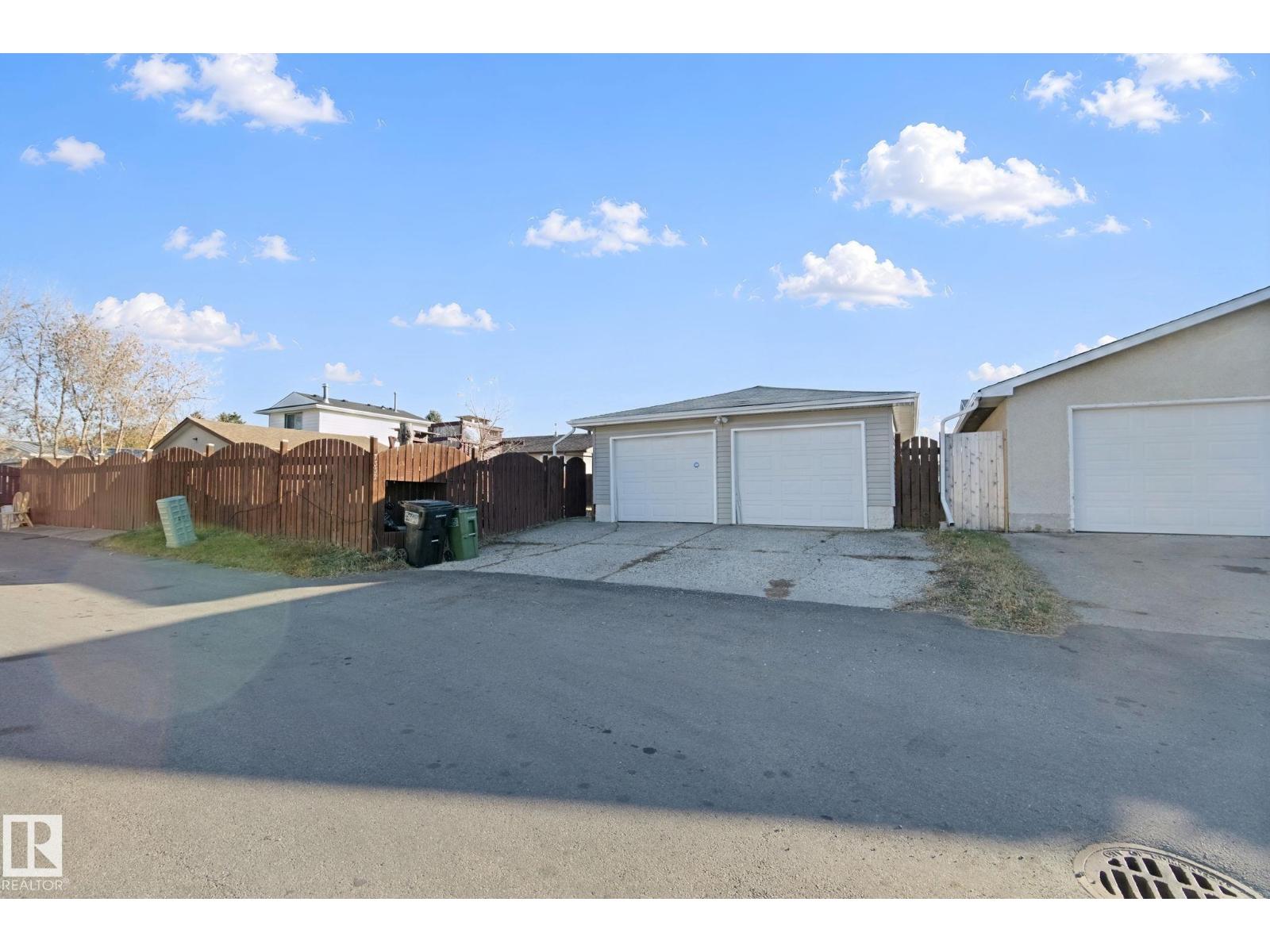 7332 149a Av Nw Property Photo 58