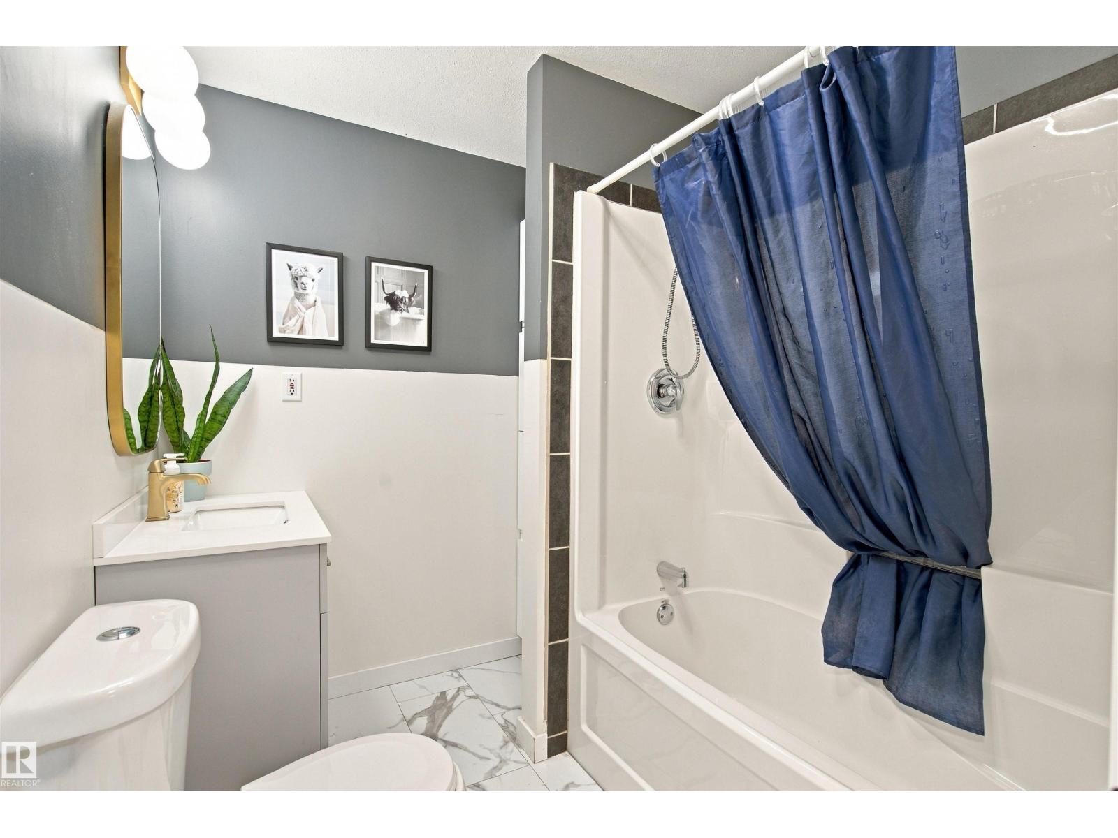 5708 47 Av Property Photo 15