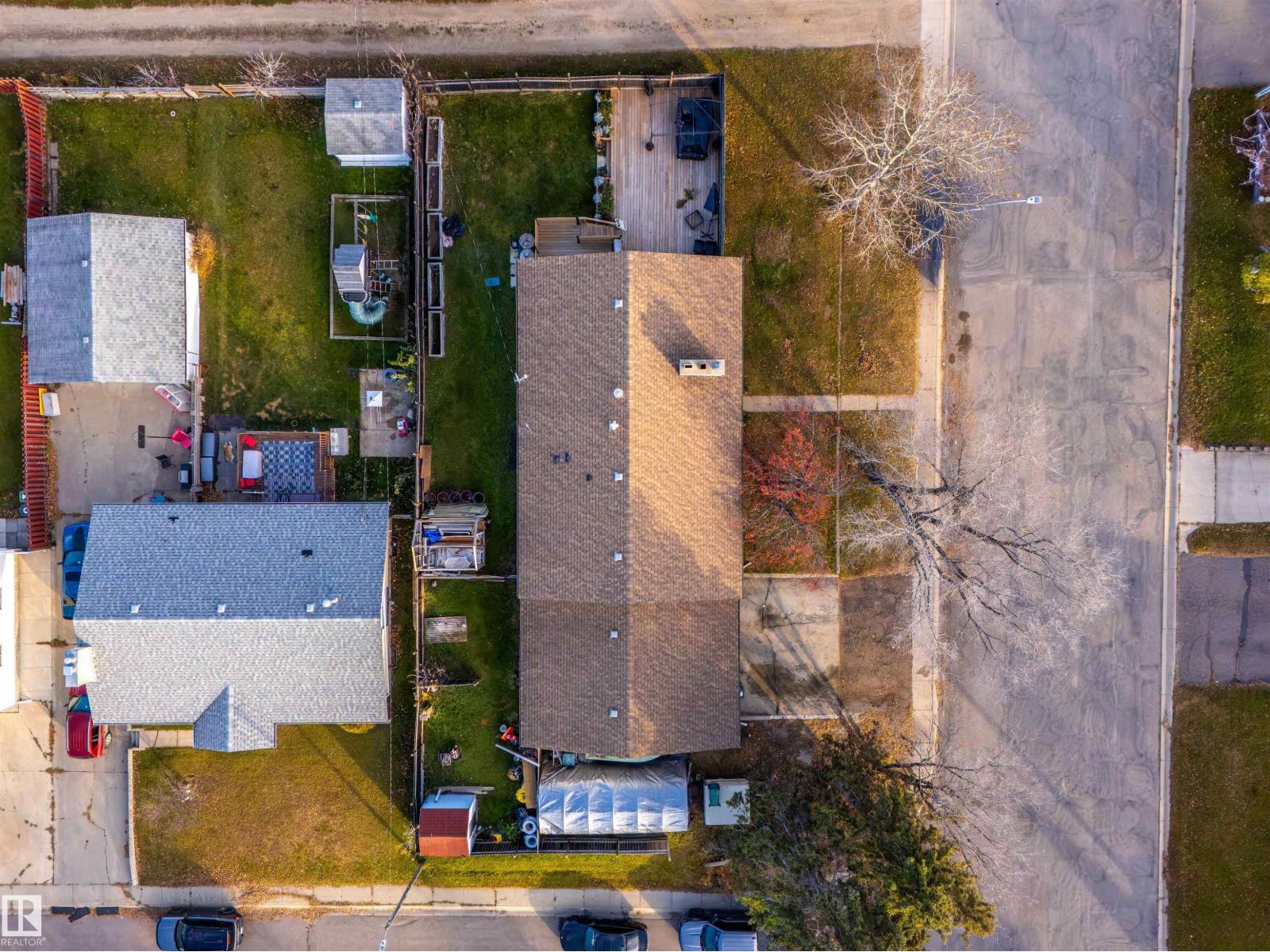 5708 47 Av Property Photo 29