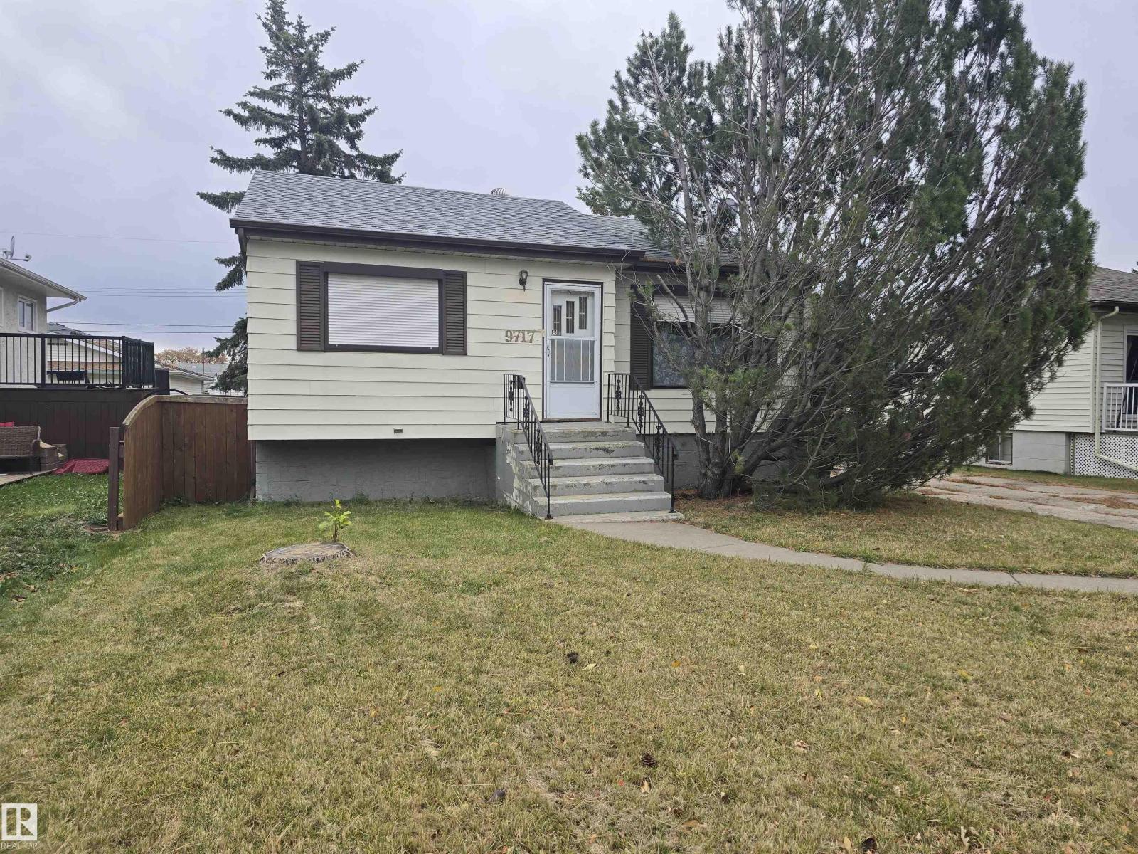 9717 162 ST NW Property Photo 1
