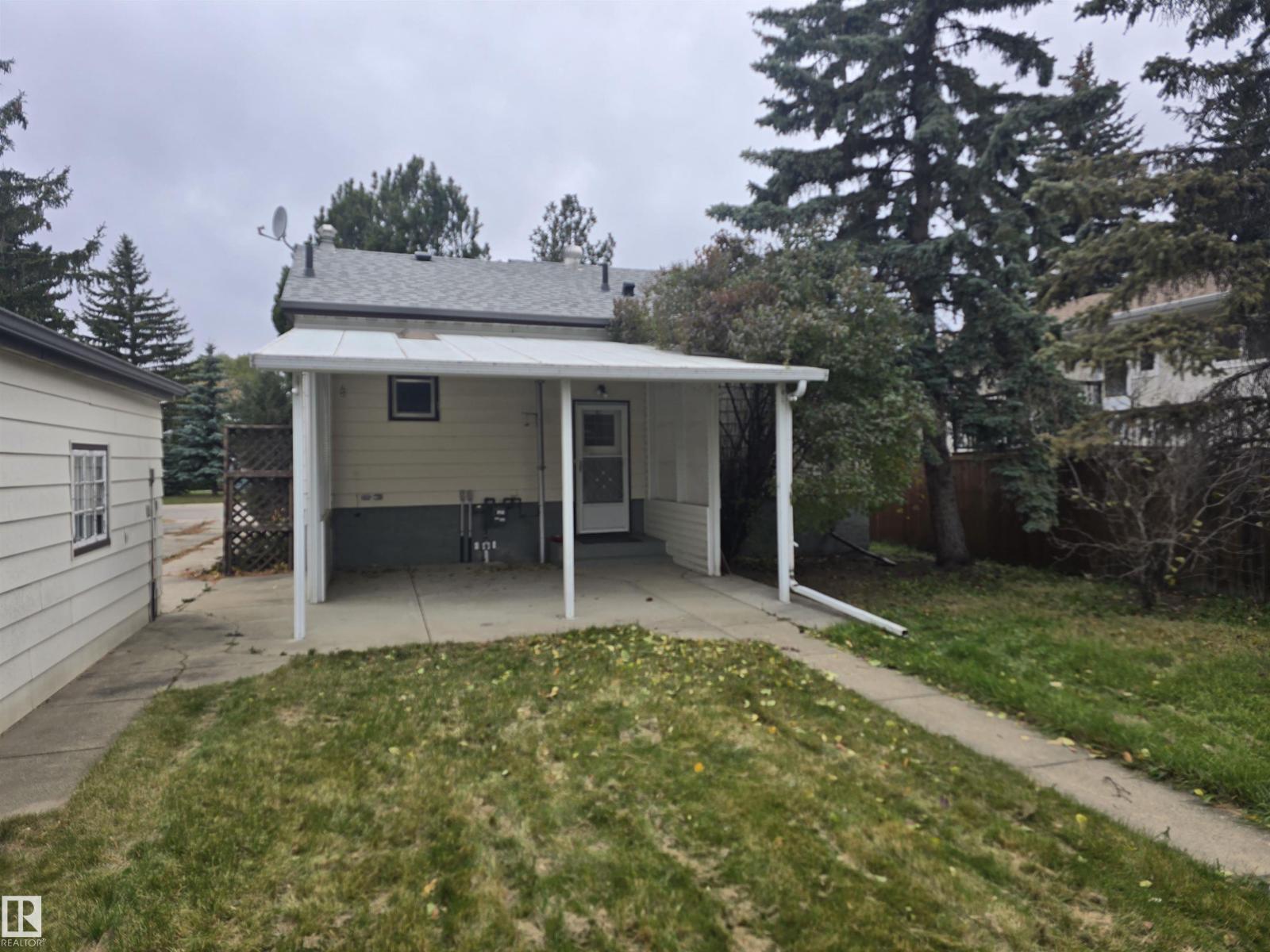 9717 162 St Nw Property Photo 6