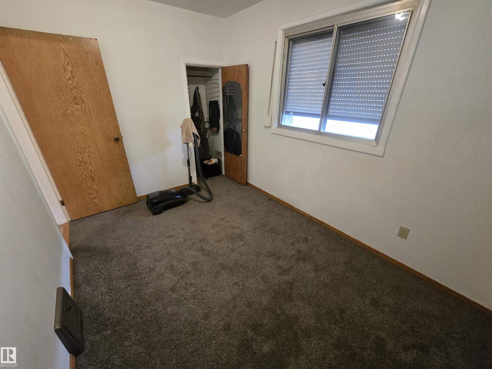 9717 162 St Nw Property Photo 18