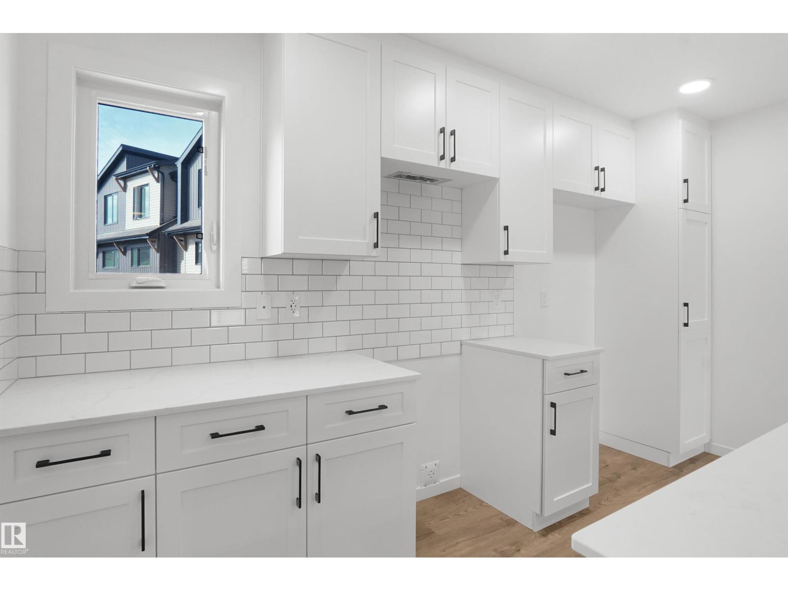 #62 4825 120 St Nw Property Photo 10