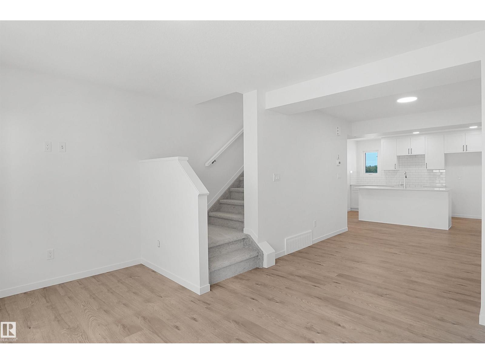 #62 4825 120 St Nw Property Photo 14