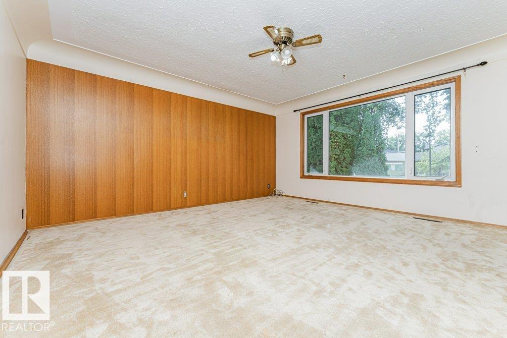 10509 77 St Nw Property Photo 9