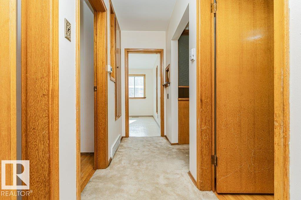 10509 77 St Nw Property Photo 19