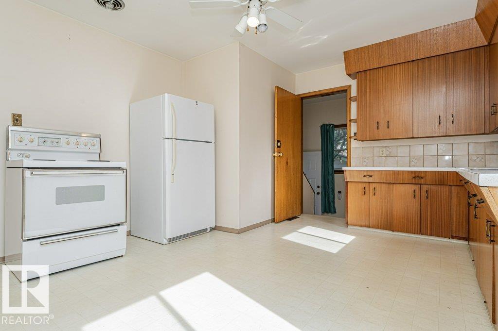 10509 77 St Nw Property Photo 22