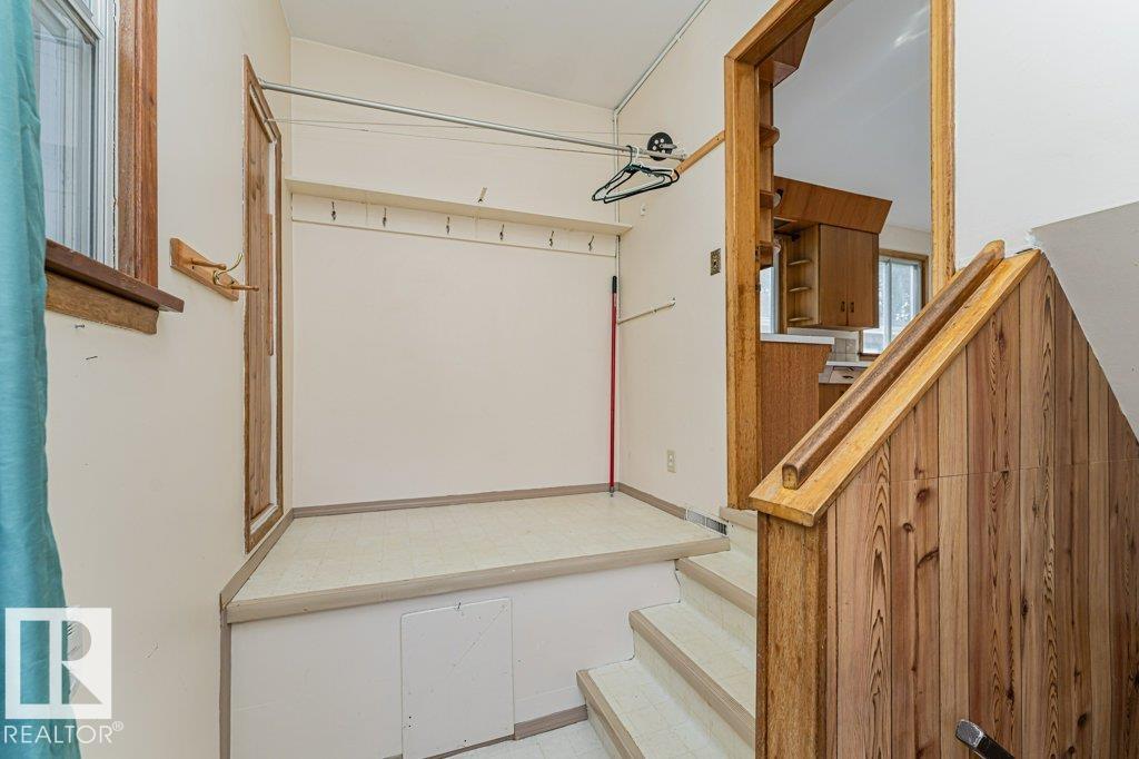 10509 77 St Nw Property Photo 28