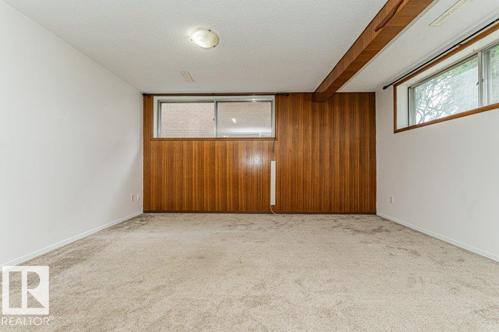 10509 77 St Nw Property Photo 31