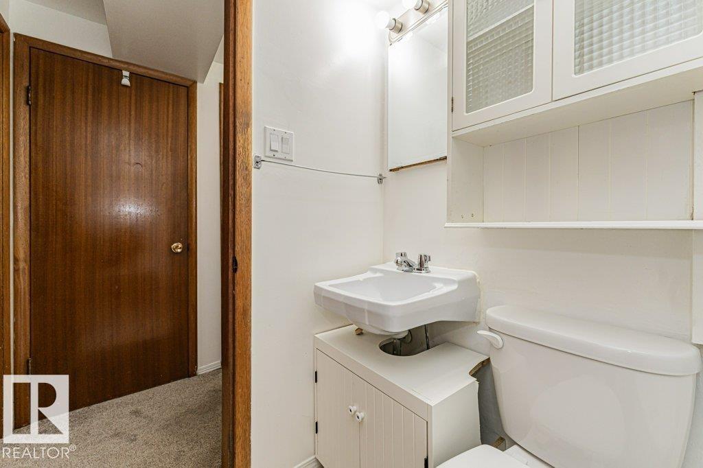10509 77 St Nw Property Photo 42