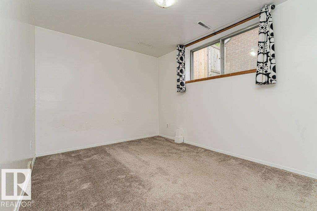 10509 77 St Nw Property Photo 43