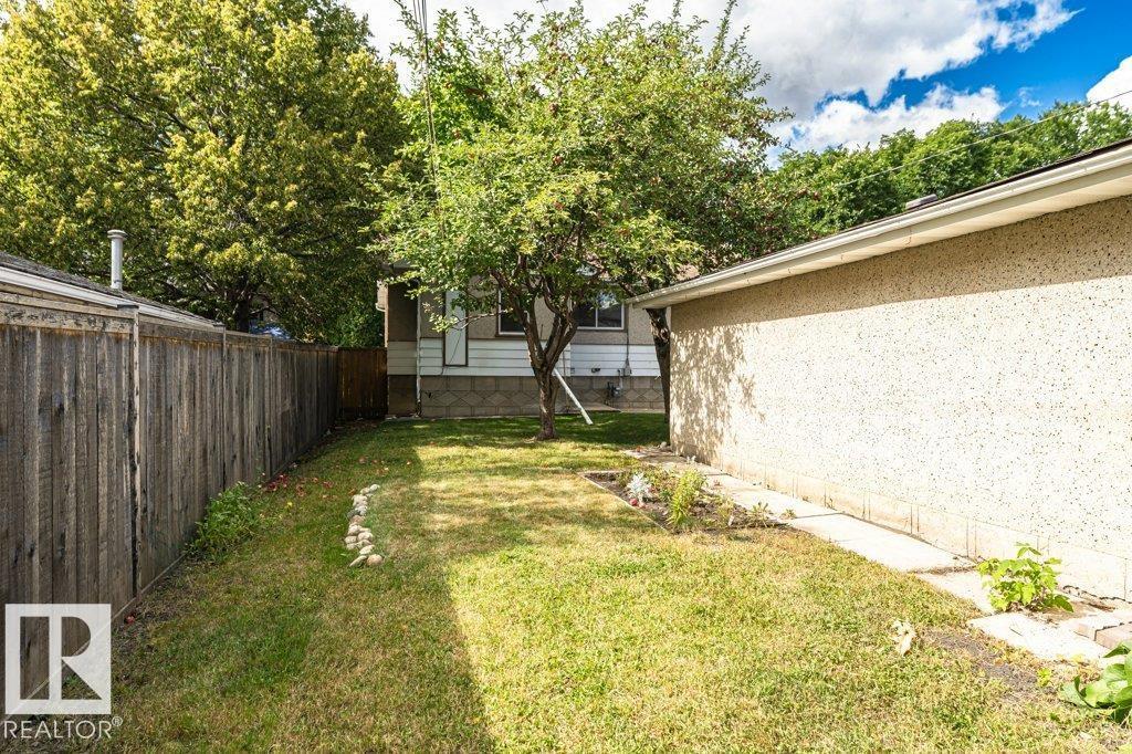 10509 77 St Nw Property Photo 53