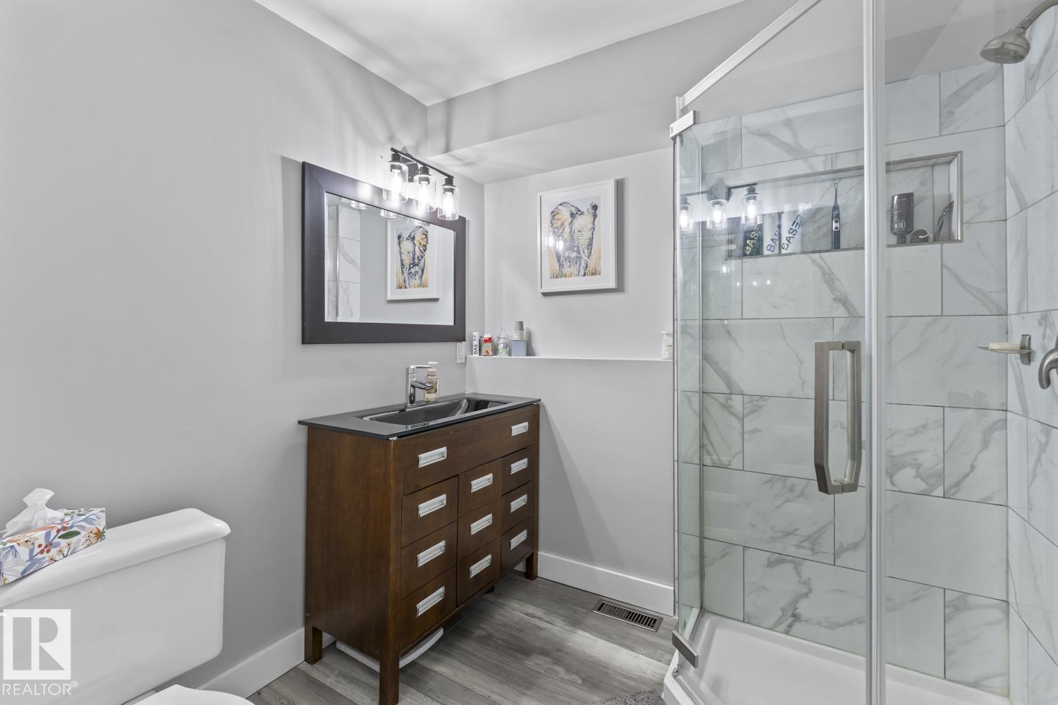 1211 10 St Property Photo 21