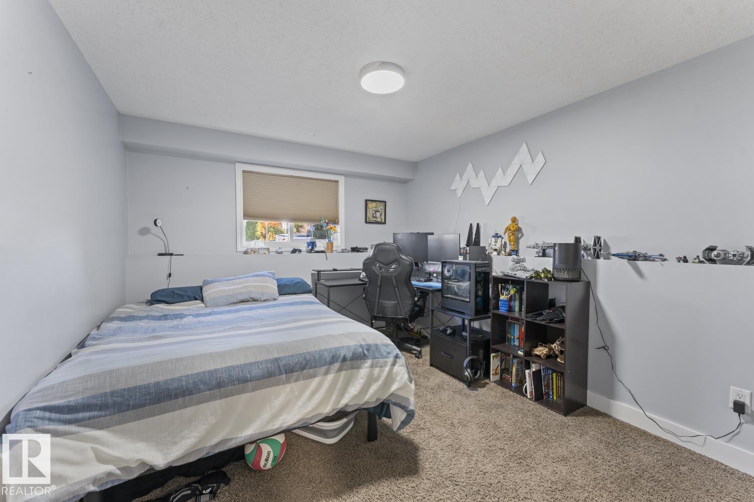 1211 10 St Property Photo 22