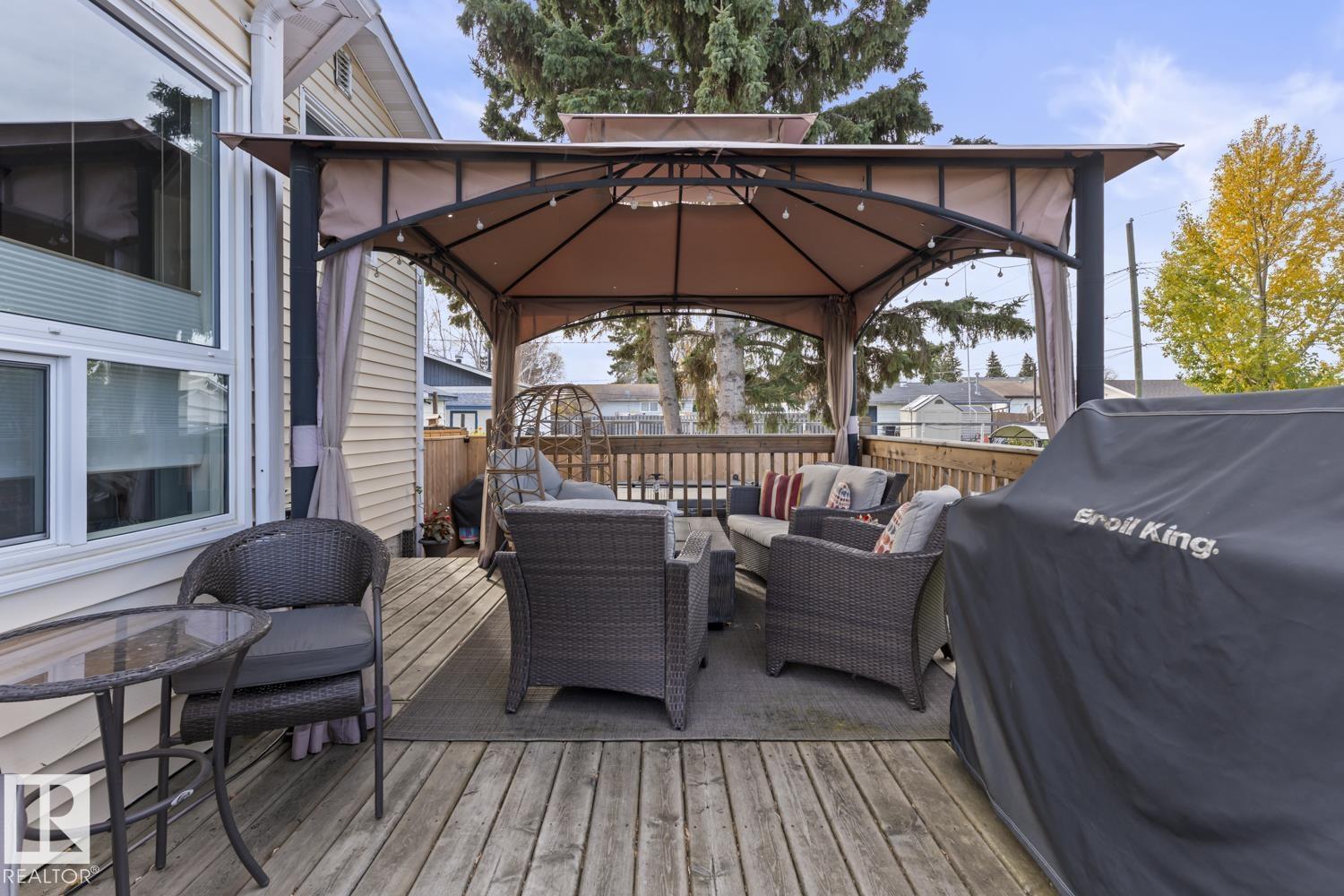 1211 10 St Property Photo 29