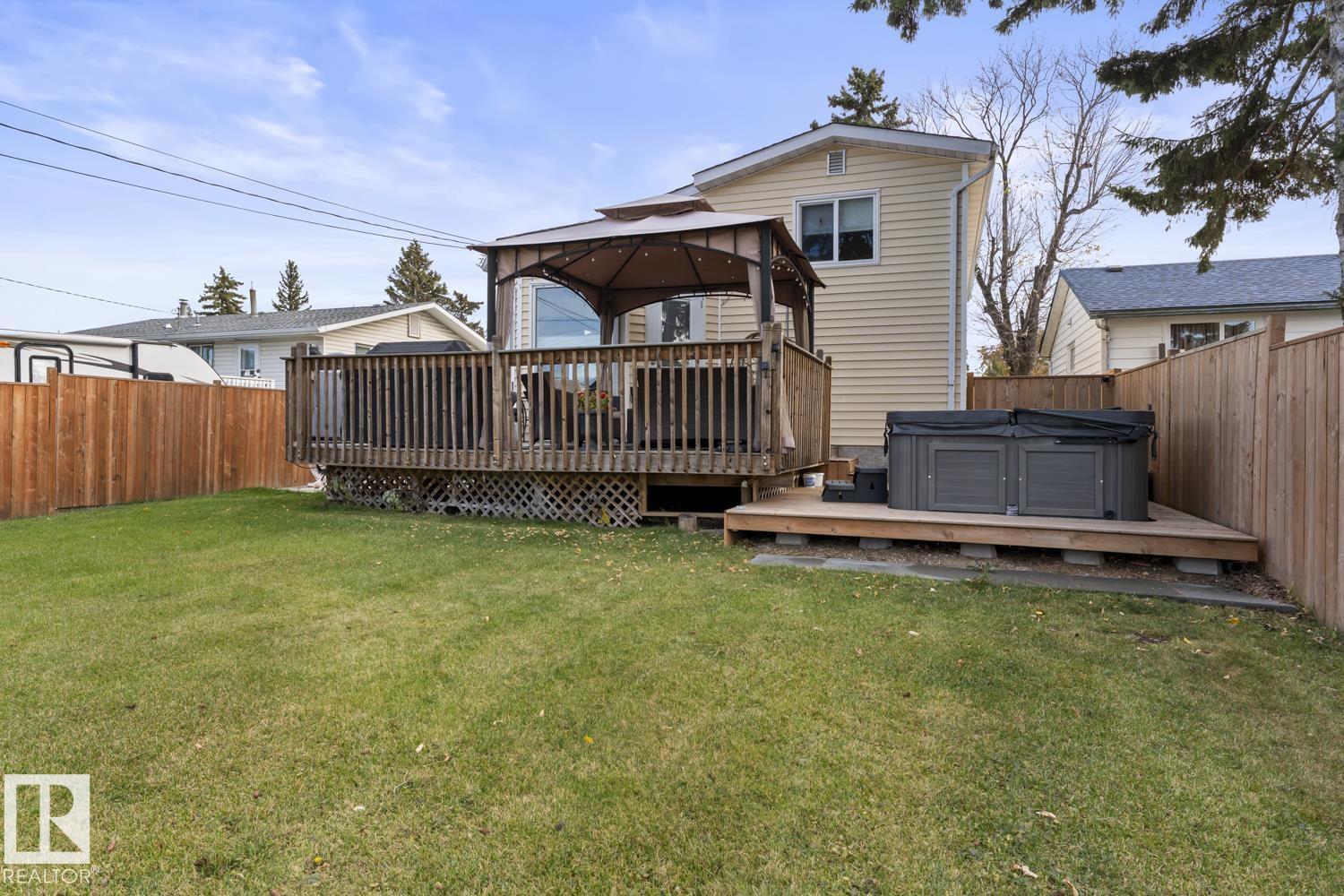 1211 10 St Property Photo 31
