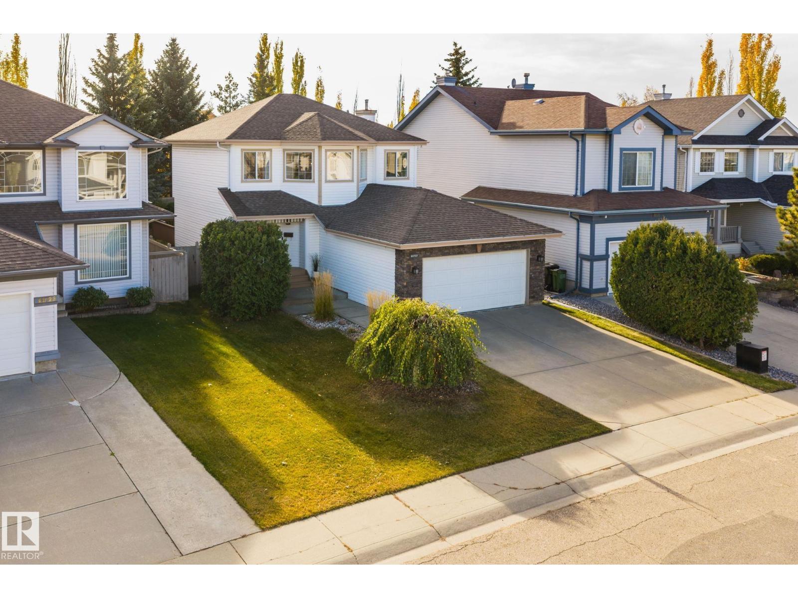 11727 13 Av Nw Property Photo 4