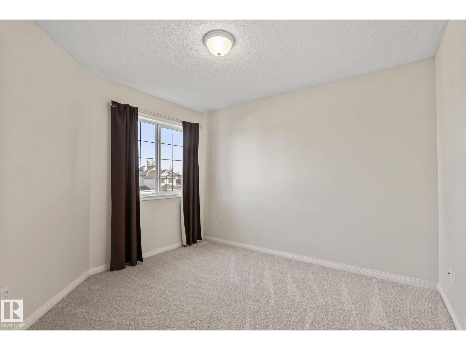 11727 13 Av Nw Property Photo 35