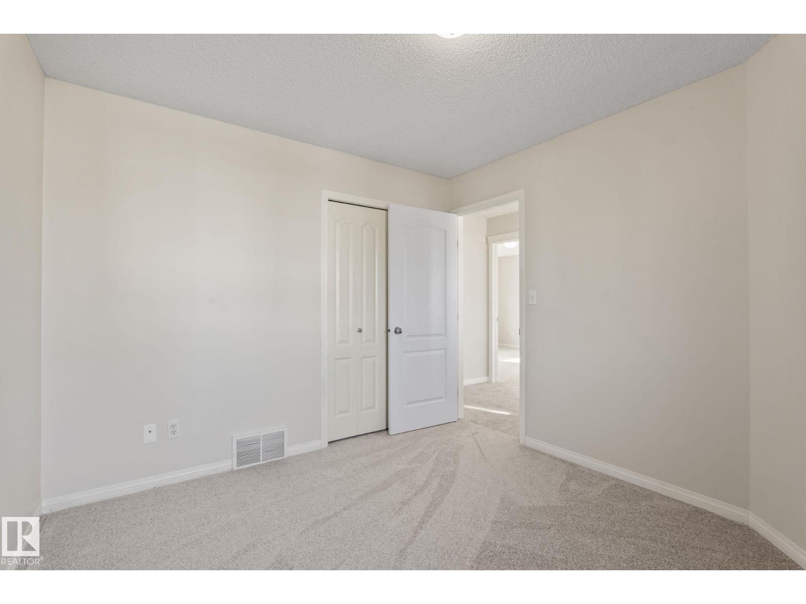 11727 13 Av Nw Property Photo 36