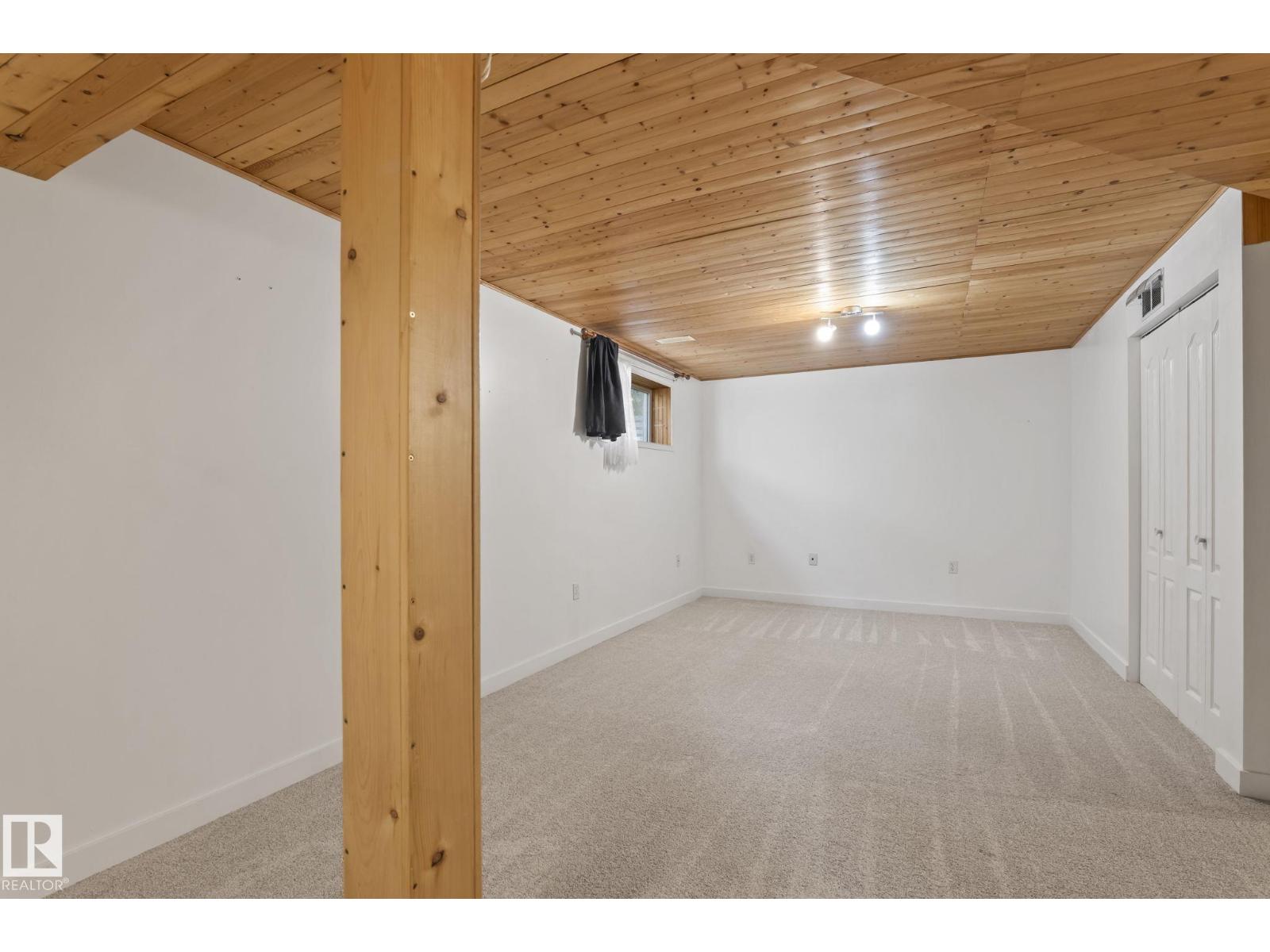 11727 13 Av Nw Property Photo 40