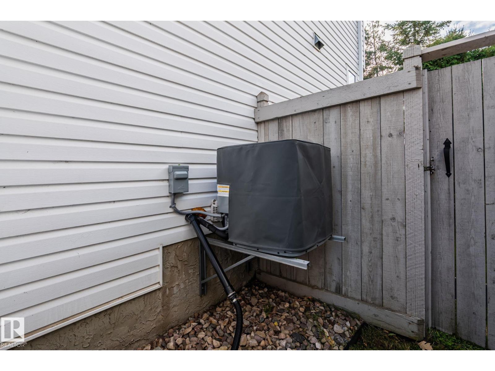 11727 13 Av Nw Property Photo 51
