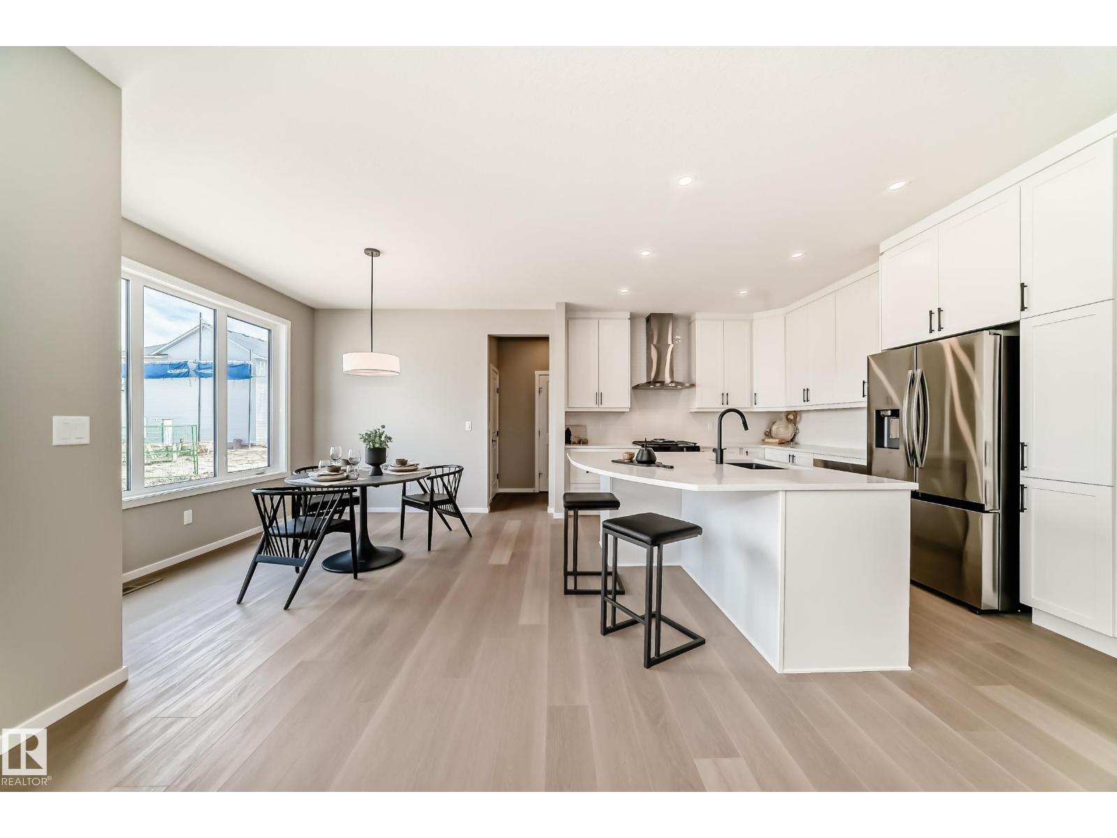 1603 206 St Nw Property Photo 5