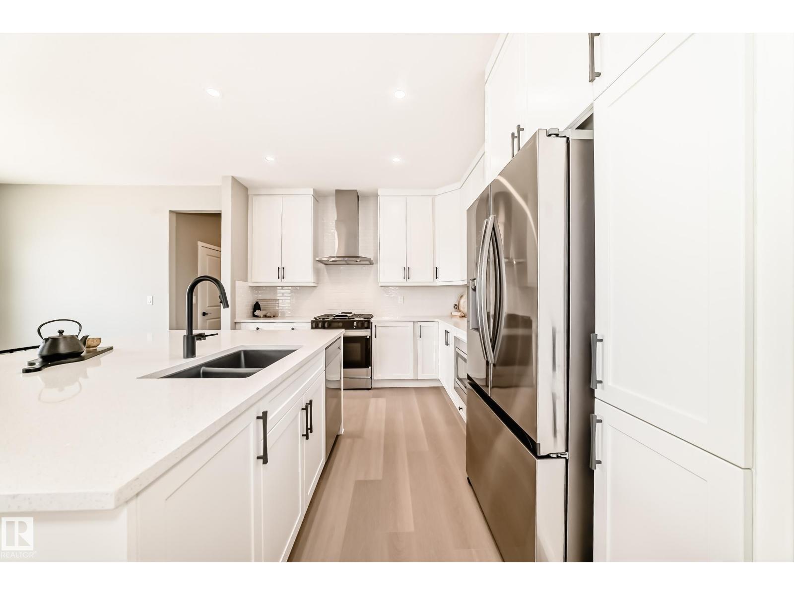 1603 206 St Nw Property Photo 6