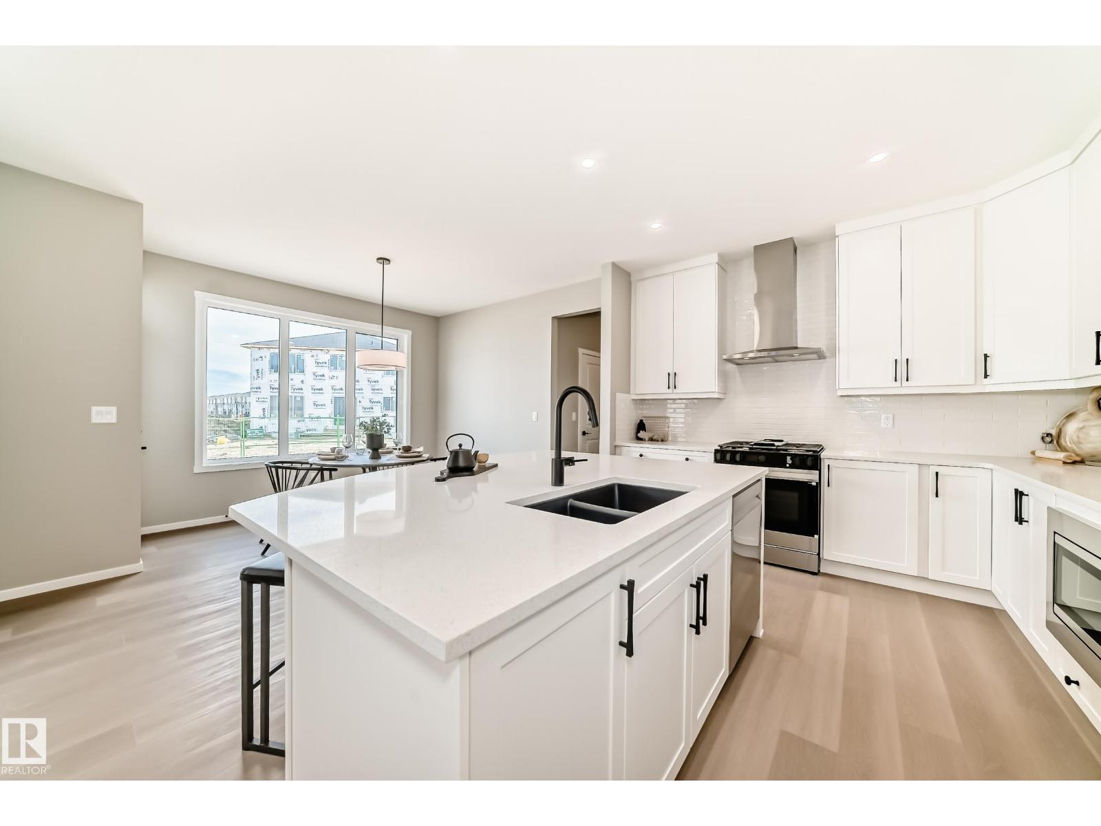 1603 206 St Nw Property Photo 7