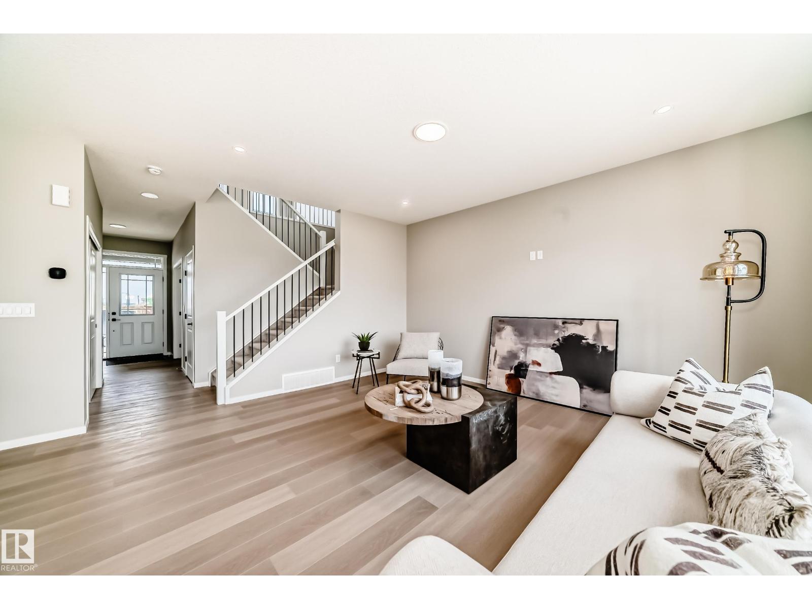 1603 206 St Nw Property Photo 20