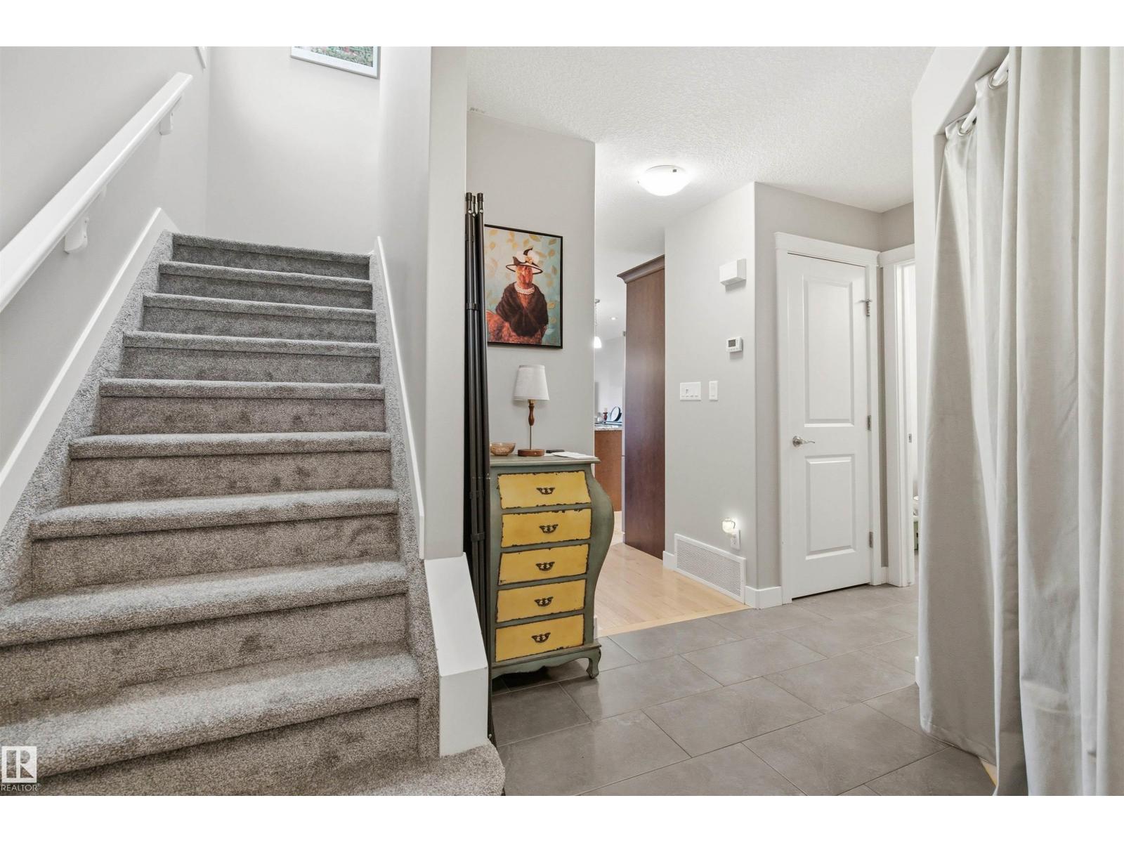 12041 103 St Nw Property Photo 3