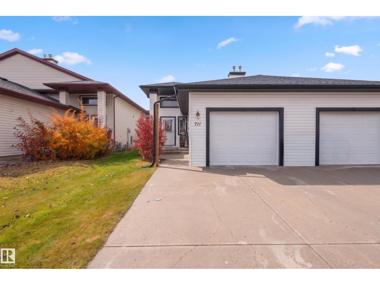 711 Kananaskis Dr Property Photo 1