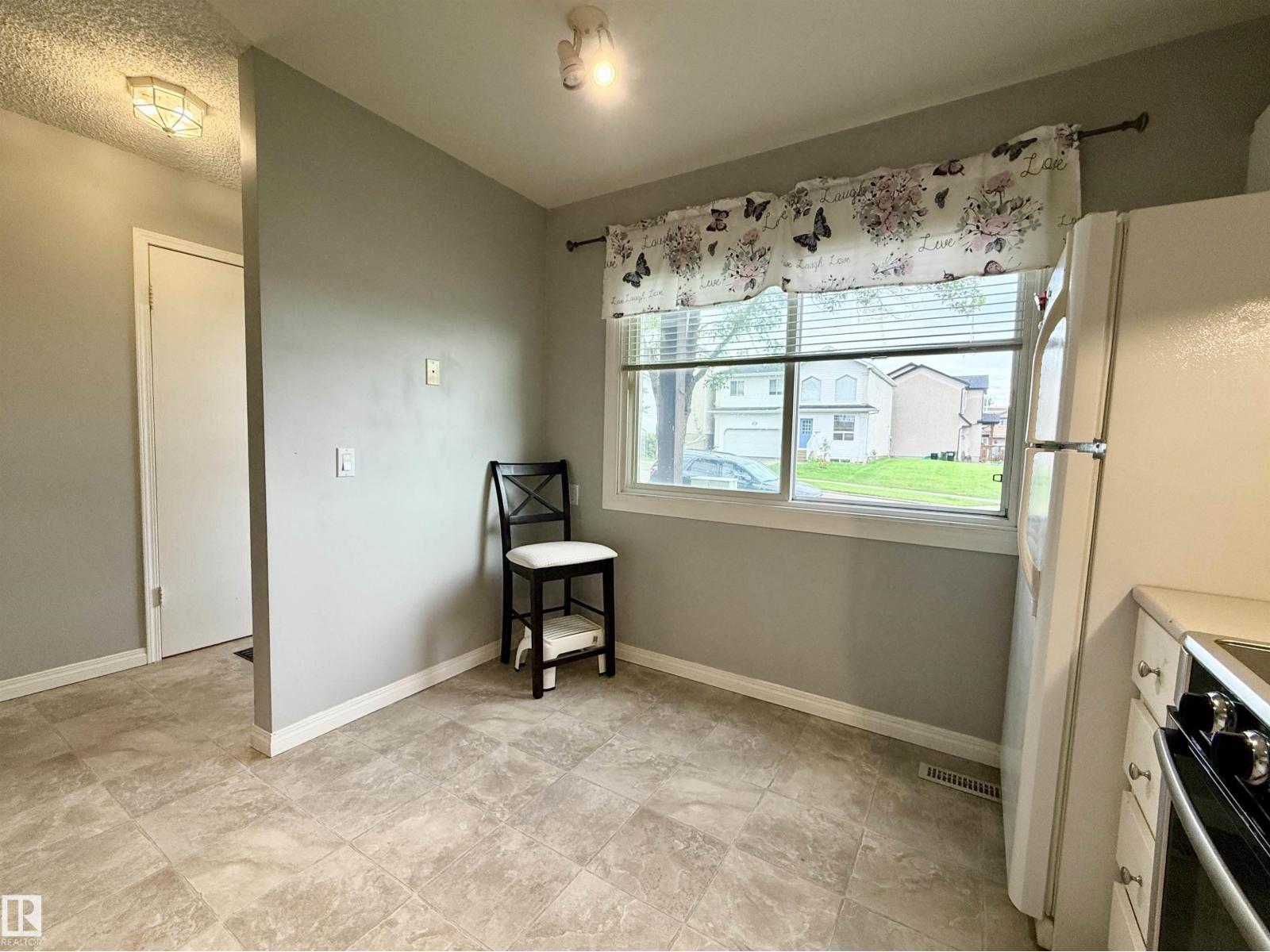 5107 146 Av Nw Property Photo 11