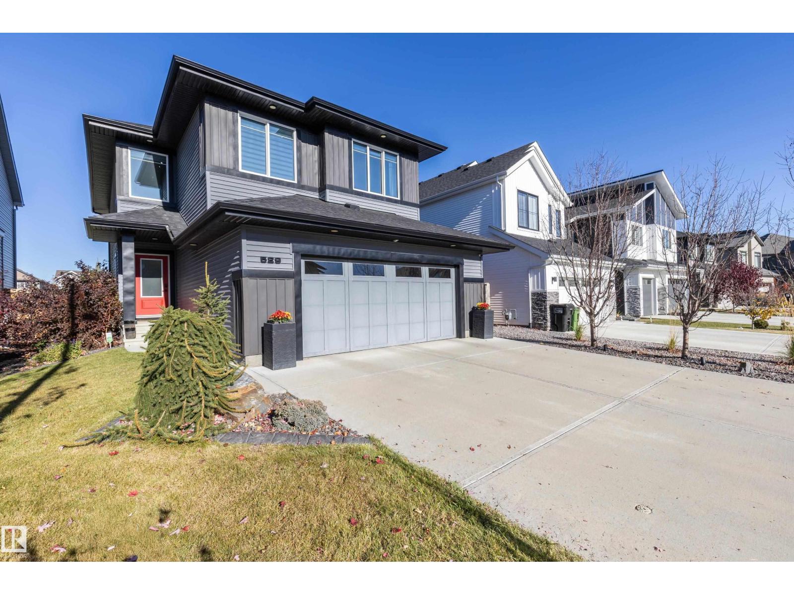 529 Eagleson Wd Nw Property Photo 2