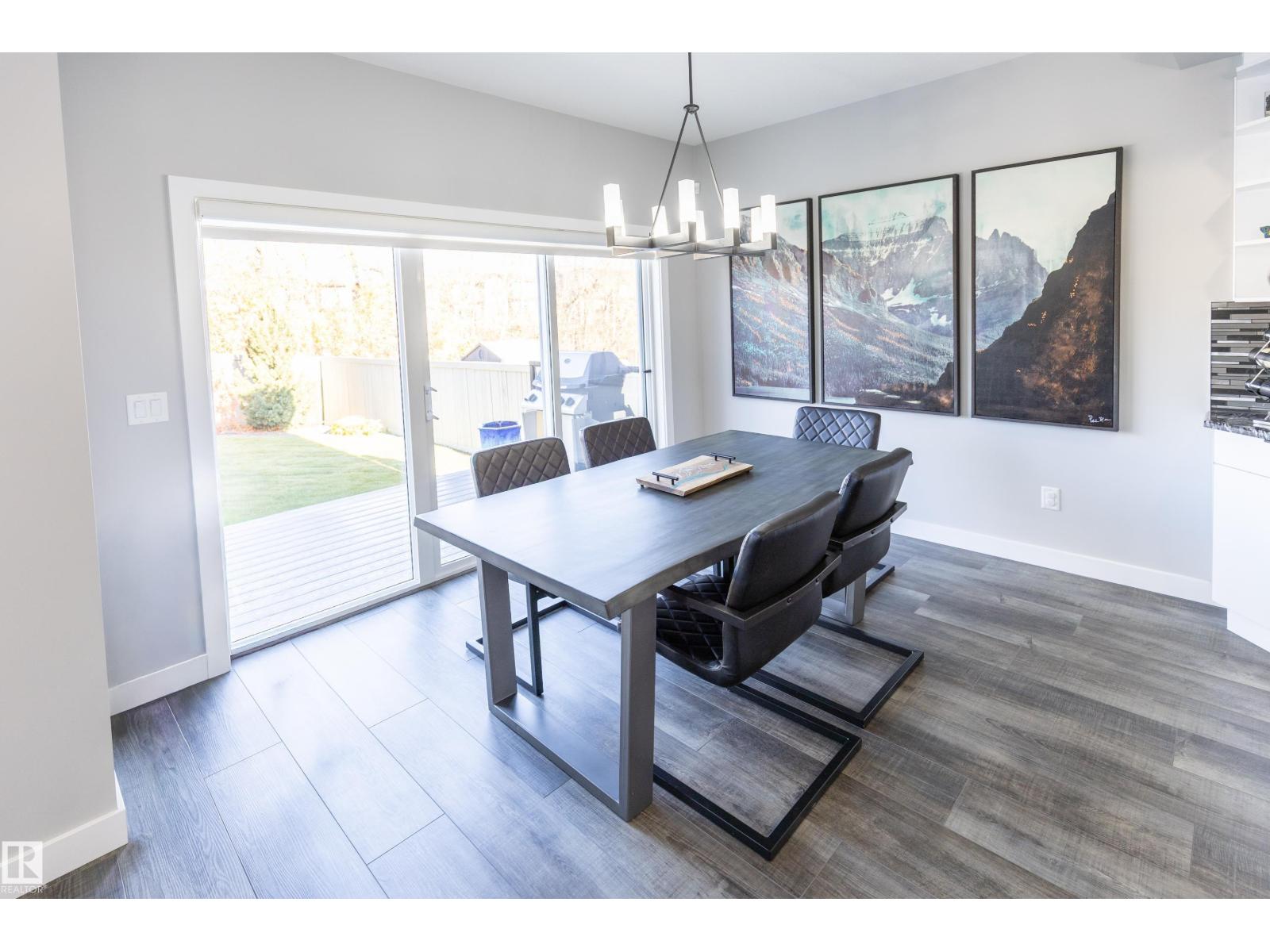 529 Eagleson Wd Nw Property Photo 14