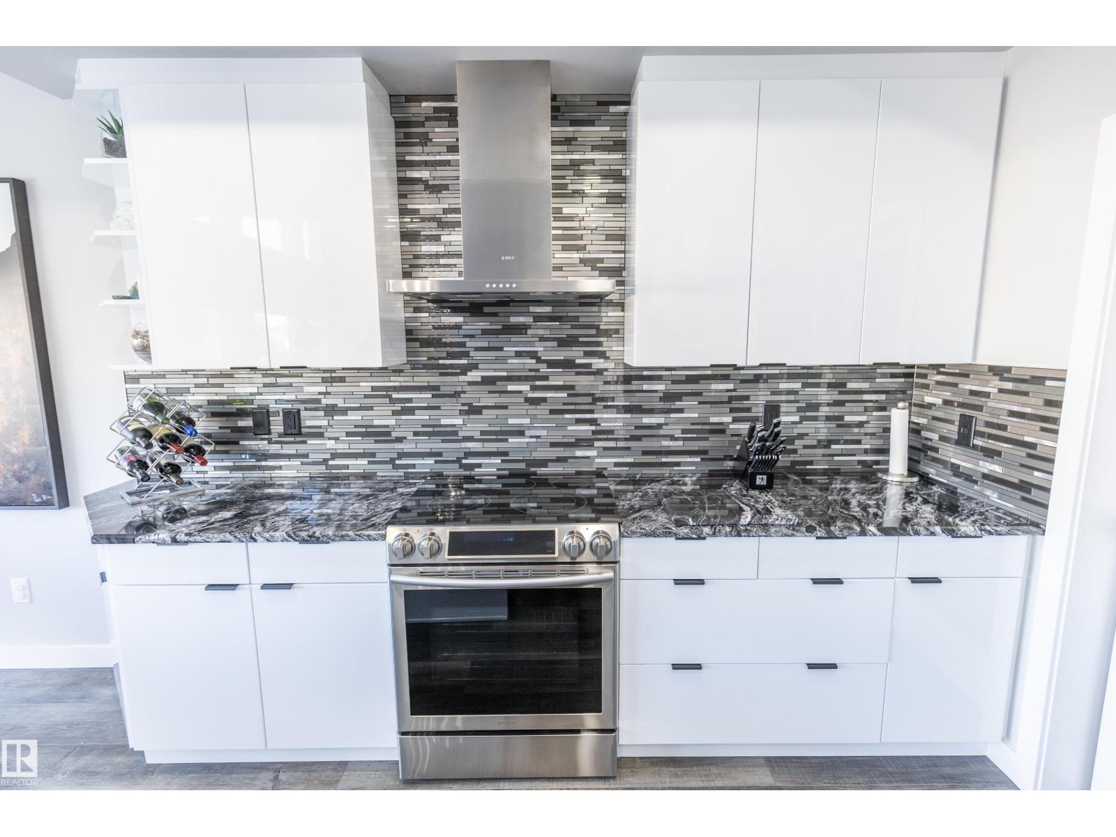 529 Eagleson Wd Nw Property Photo 22