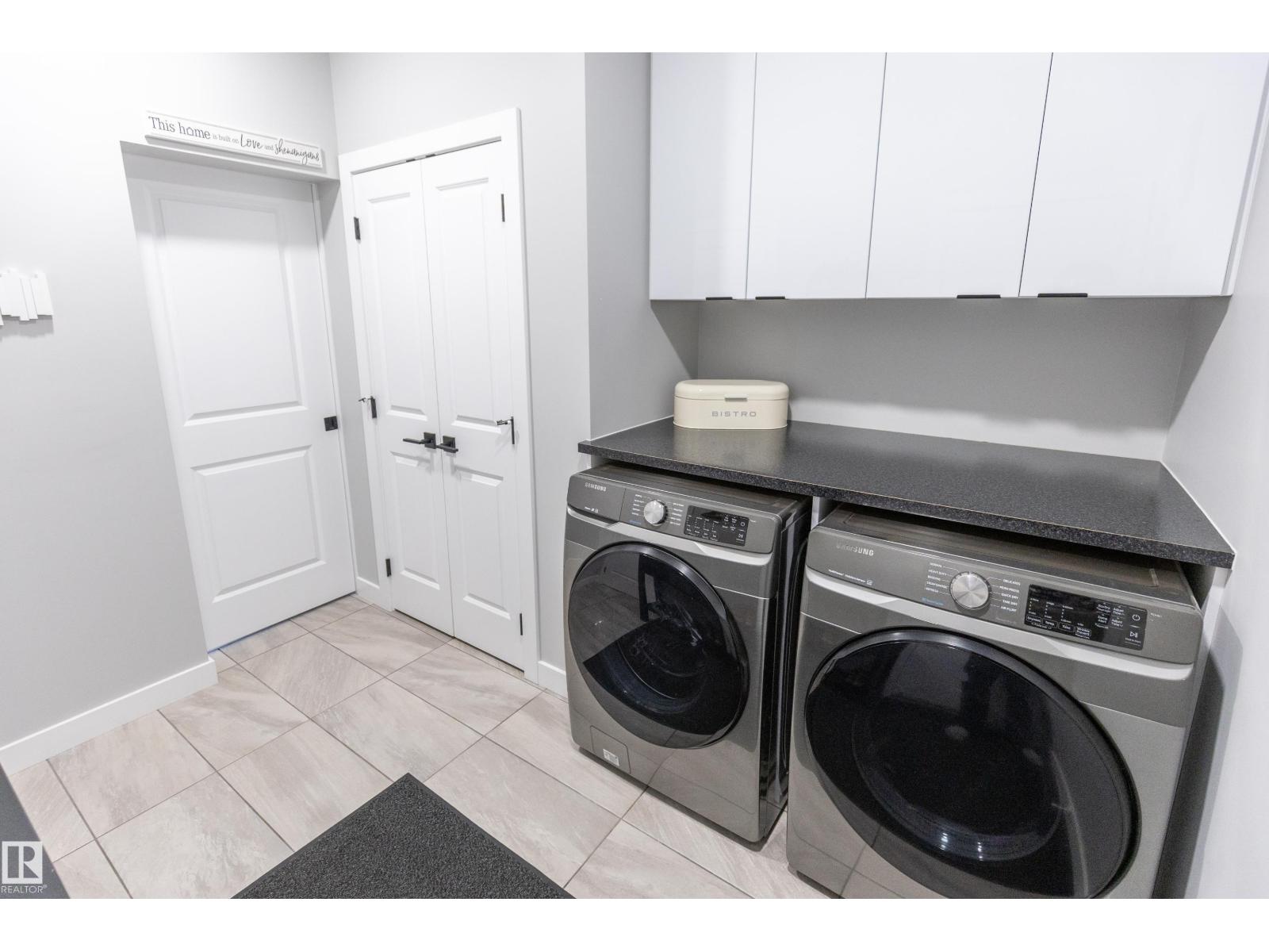 529 Eagleson Wd Nw Property Photo 26