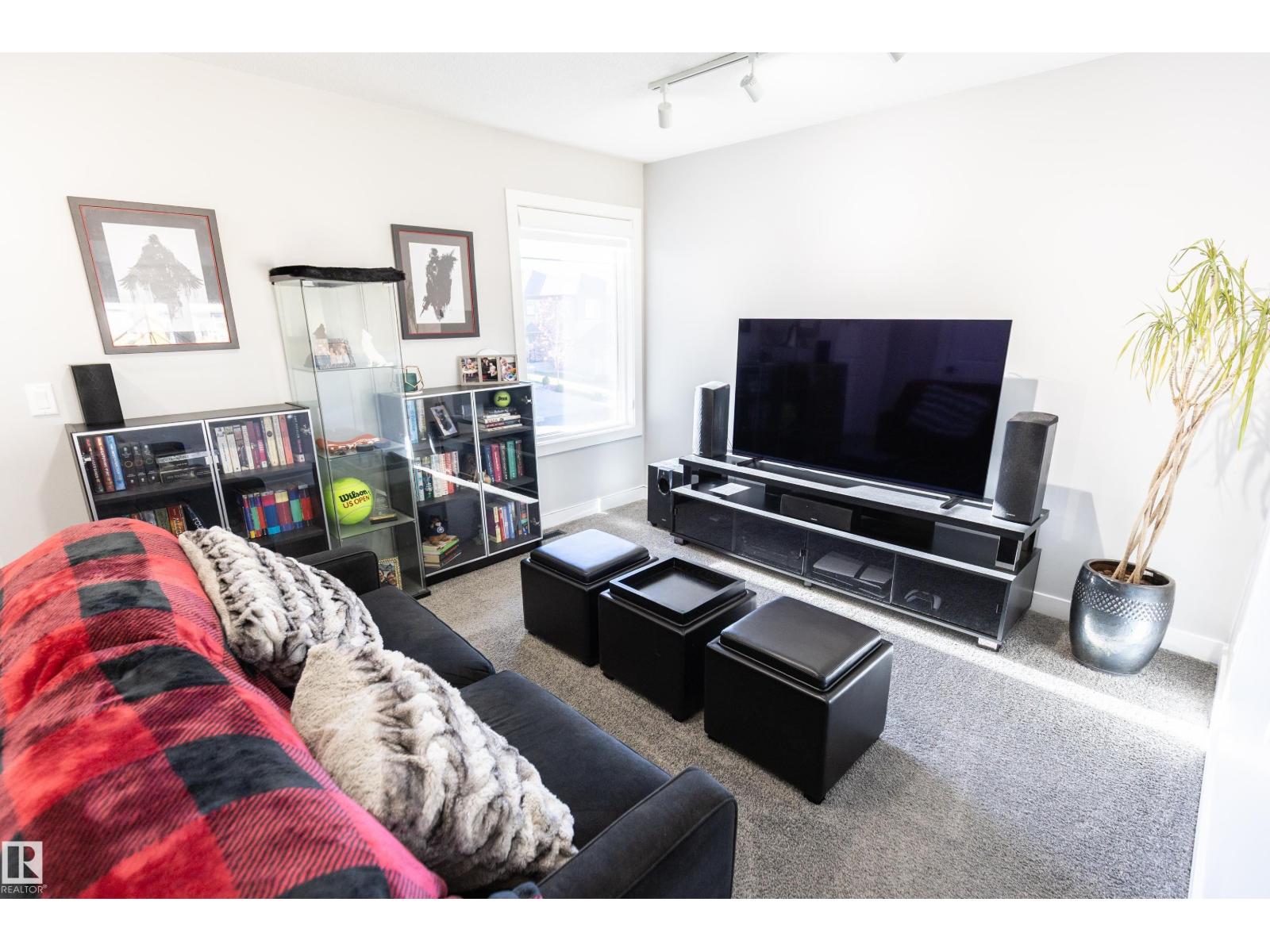 529 Eagleson Wd Nw Property Photo 34