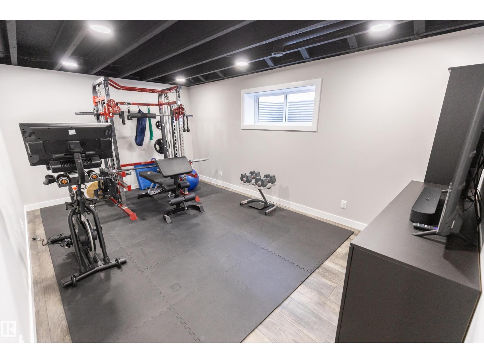 529 Eagleson Wd Nw Property Photo 44
