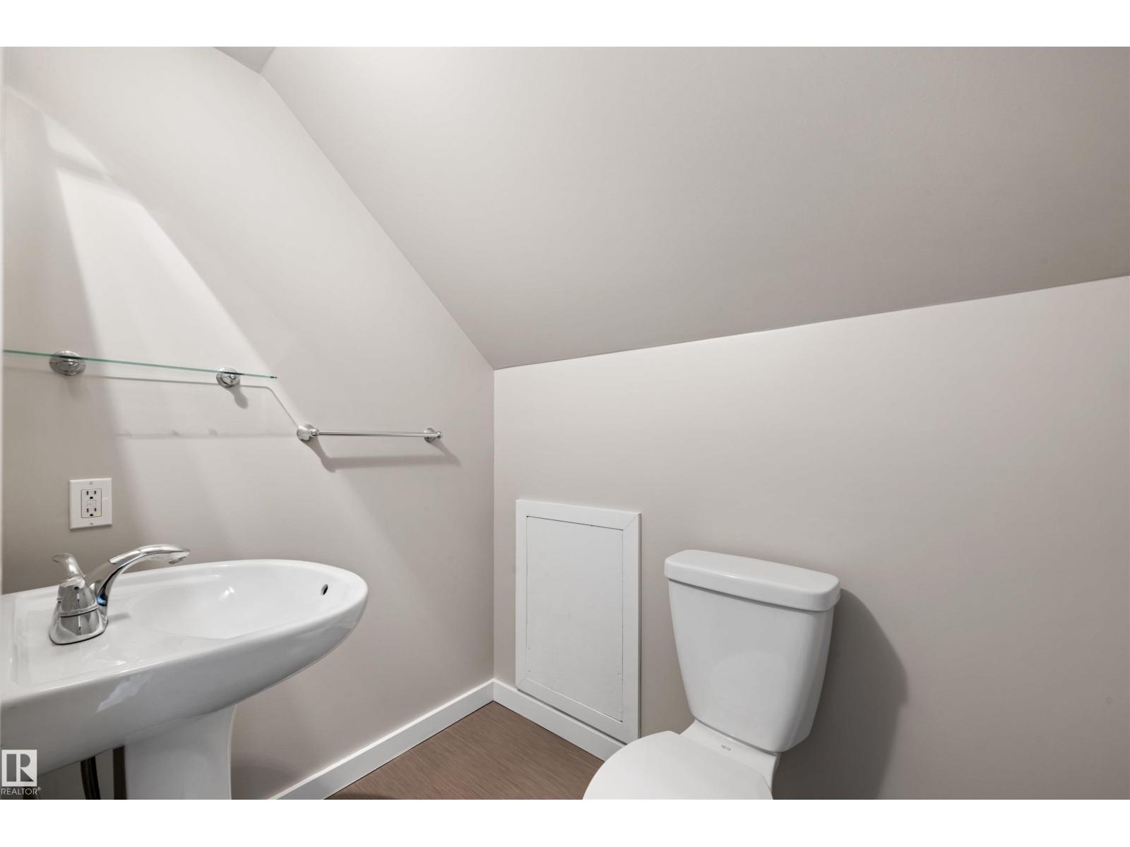 10969 139 St Nw Property Photo 29