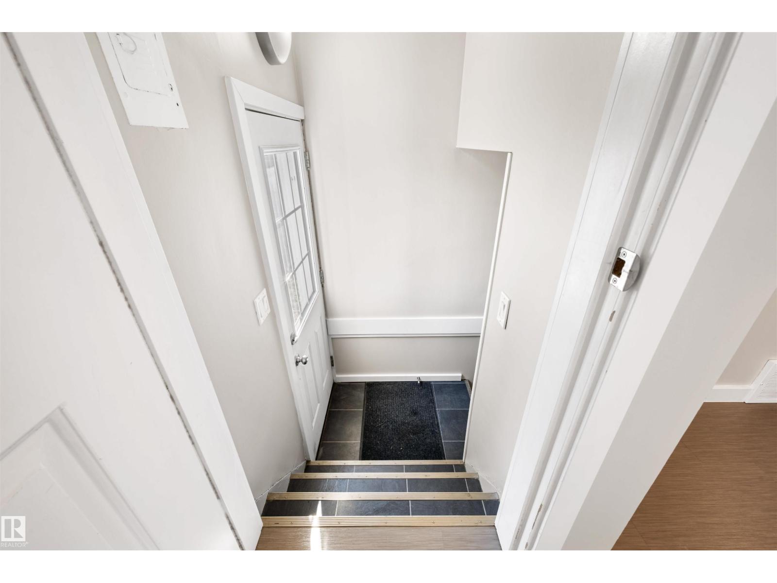 10969 139 St Nw Property Photo 30