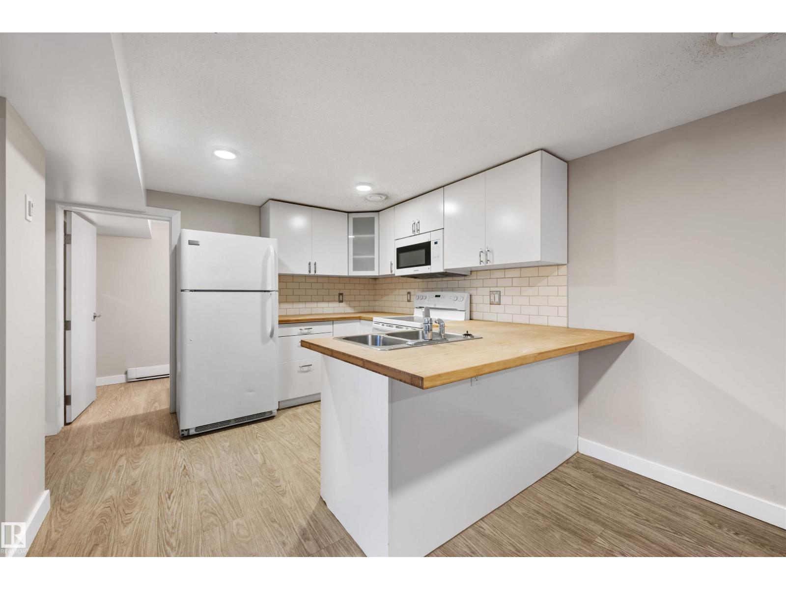 10969 139 St Nw Property Photo 34