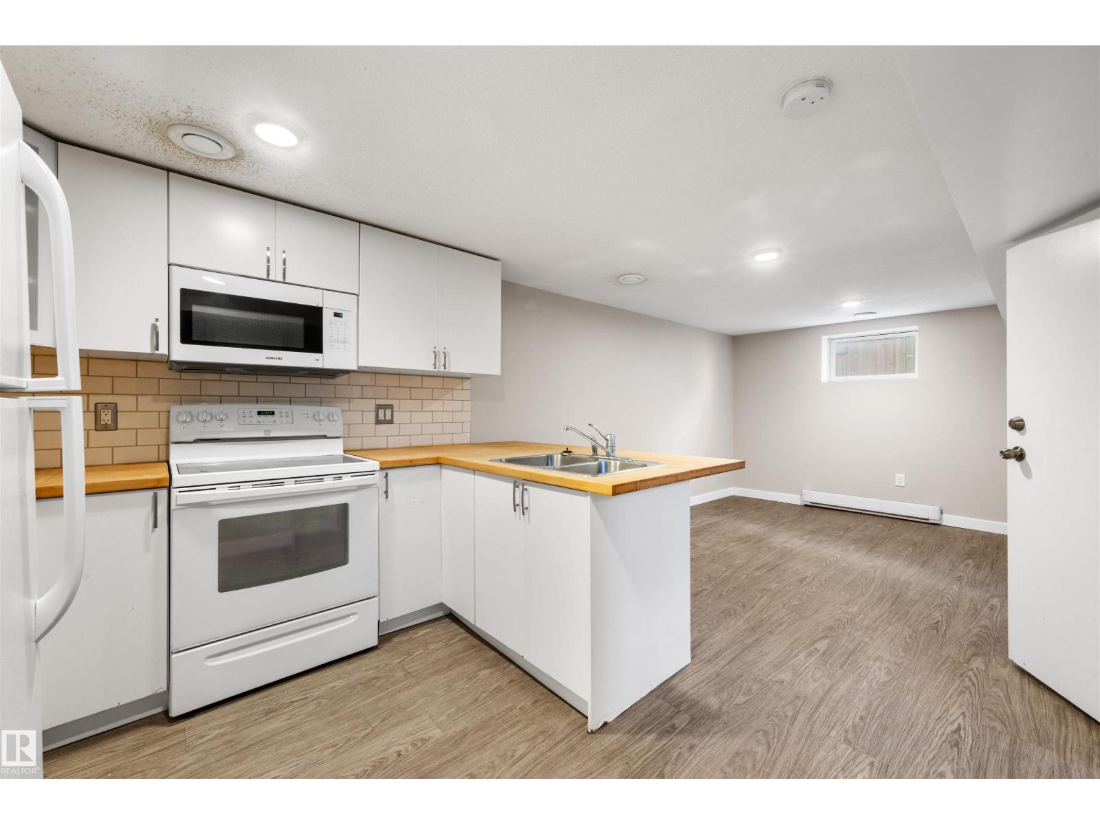 10969 139 St Nw Property Photo 37