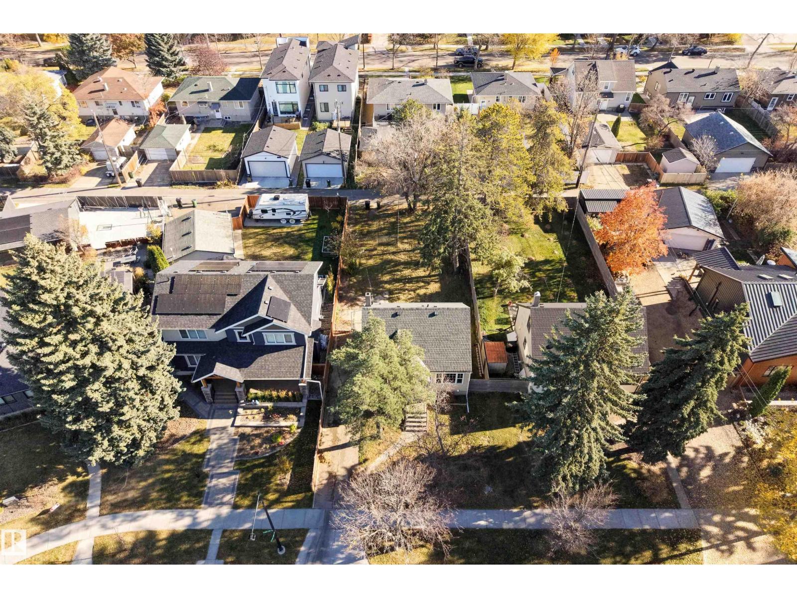 10969 139 St Nw Property Photo 48