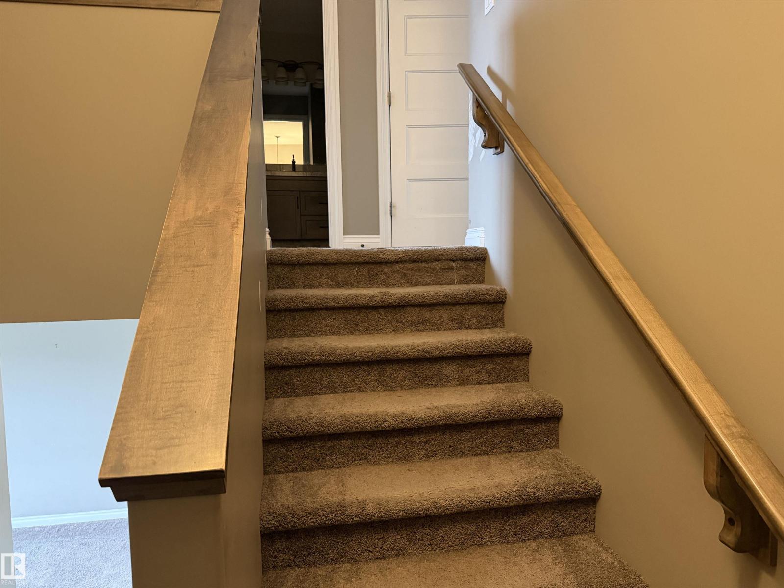 4038 56 Av Property Photo 9